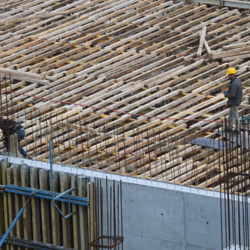 かっこいい 求人募集 instagram投稿 青 赤 紺 建設 正社員 (3)